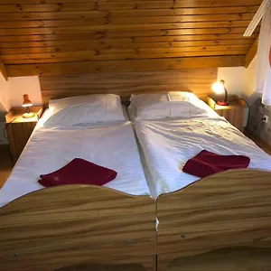 Kálvin Vendégszobák Vendégház Debrecen
